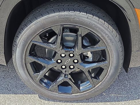 Used 2026 Chevrolet Traverse RS image 7