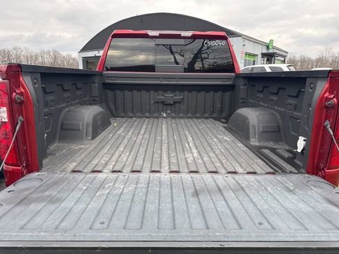 Used 2022 Chevrolet Silverado 1500 LT image 11