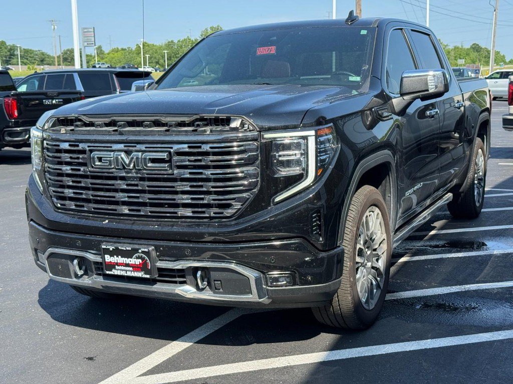 Used 2024 GMC Sierra 1500 Denali Ultimate AWD/4WD image 11