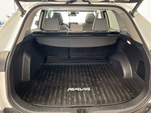 Used 2019 Toyota RAV4 XLE Premium w/ Cold Weather Package image 11