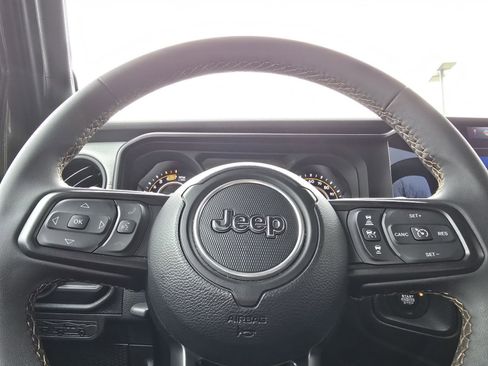 Used 2024 Jeep Wrangler Sport S image 22