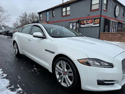 Used 2017 Jaguar XJ L Portfolio image 5