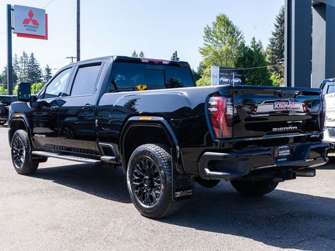 Used 2024 GMC Sierra 2500 AT4 w/ AT4 Premium Plus Package AWD/4WD image 5
