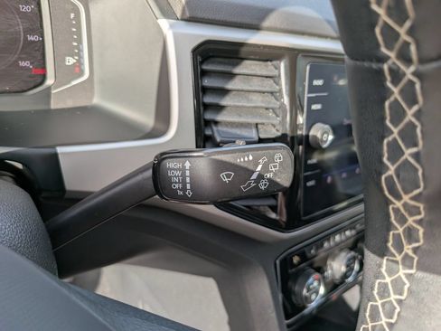 Certified 2022 Volkswagen Atlas SE w/ Panoramic Sunroof Package FWD image 31