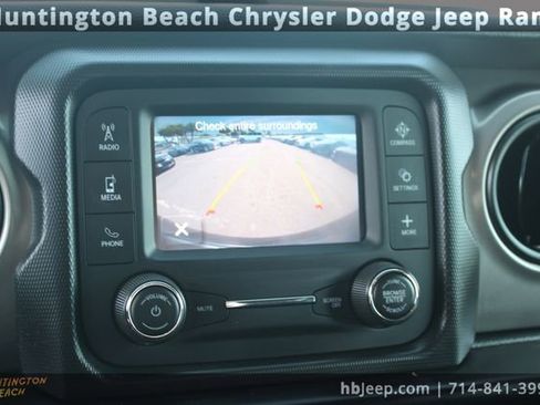 Used 2021 Jeep Wrangler Unlimited Sport image 25