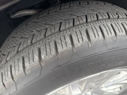 Used 2025 GMC Yukon Denali image 12