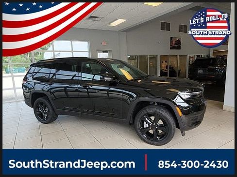 New 2023 Jeep Grand Cherokee L Laredo AWD/4WD image 1