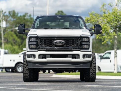 Used 2025 Ford F350 Lariat w/ Black Appearance Package AWD/4WD image 40