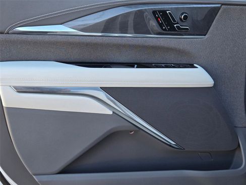 New 2026 Cadillac Escalade IQL Luxury image 24