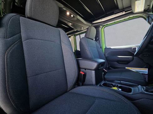 New 2025 Jeep Wrangler Sport S image 31
