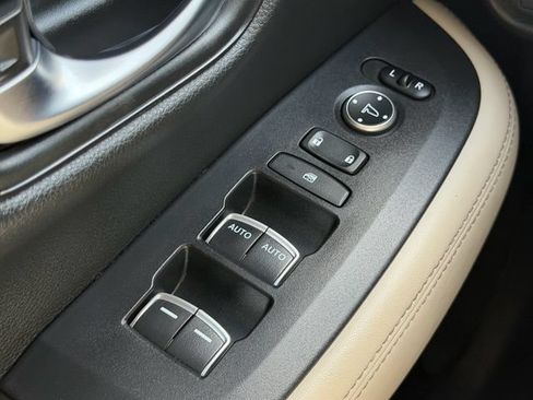 Used 2024 Honda HR-V EX-L image 26