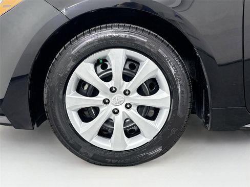 Certified 2023 Toyota Corolla LE image 42