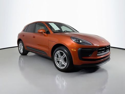Used 2023 Porsche Macan Turbo AWD/4WD image 3