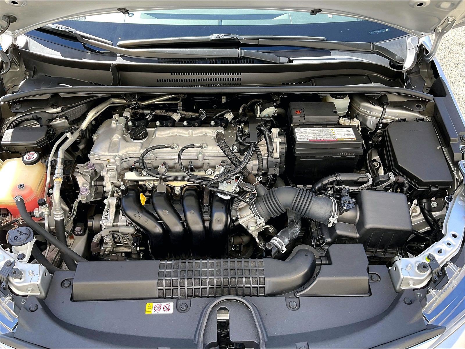 Used 2020 Toyota Corolla LE w/ LE Premium Package FWD image 9
