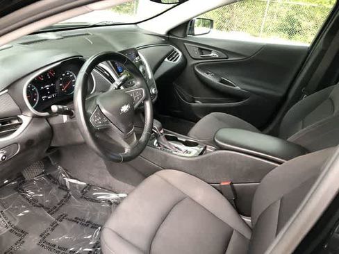 Used 2023 Chevrolet Malibu RS FWD image 11