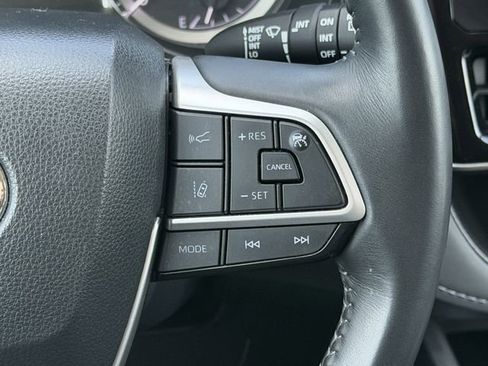 Certified 2024 Toyota Highlander LE image 14