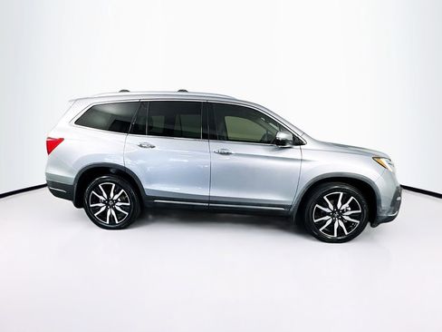 Used 2020 Honda Pilot Touring image 11