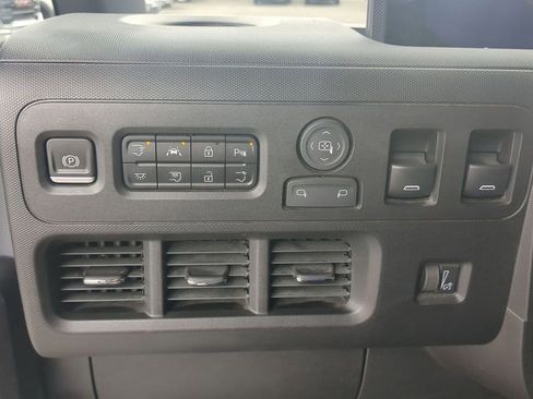 Used 2023 Chevrolet Brightdrop 600 w/ Active Safety Package 2 AWD/4WD image 20
