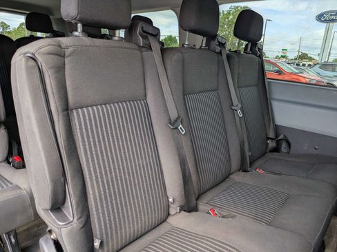 Used 2017 Ford Transit 350 XLT RWD image 15