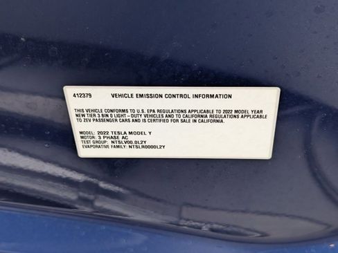 Used 2022 Tesla Model Y Performance AWD/4WD image 22
