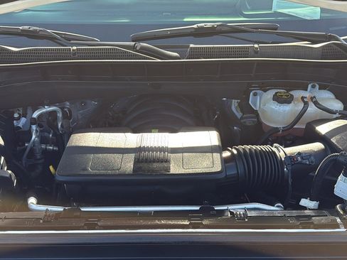 Used 2025 GMC Sierra 1500 SLT image 29