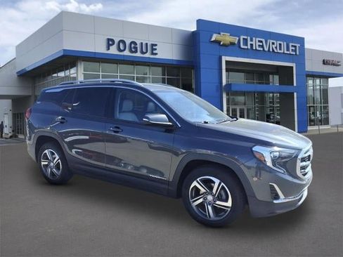 Used 2019 GMC Terrain SLT image 1