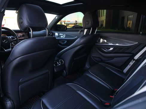 Used 2018 Mercedes-Benz E 63 AMG S image 34