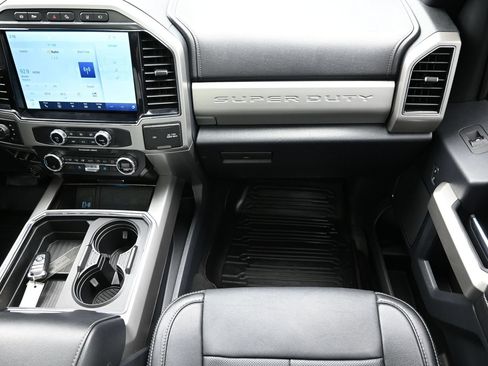 Used 2022 Ford F250 Lariat w/ Tremor Off-Road Package AWD/4WD image 39