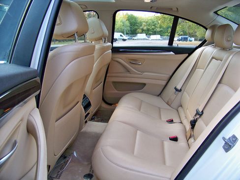 Used 2014 BMW 528i xDrive Sedan image 36