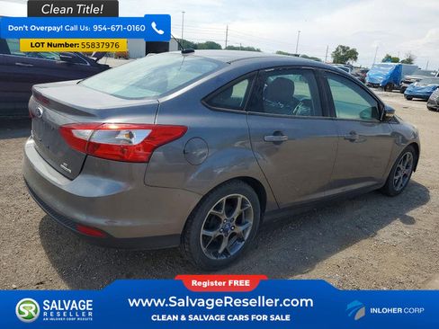 Used 2014 Ford Focus SE FWD image 4