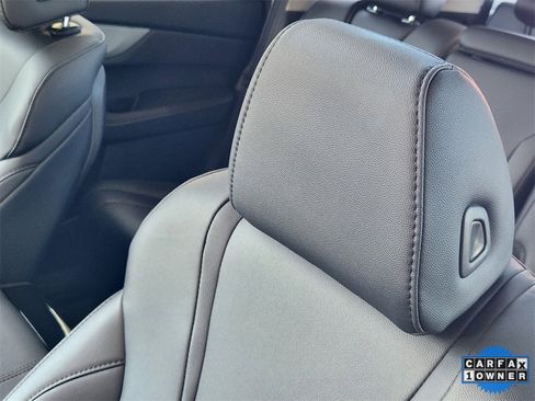 Certified 2025 Acura MDX SH-AWD image 17