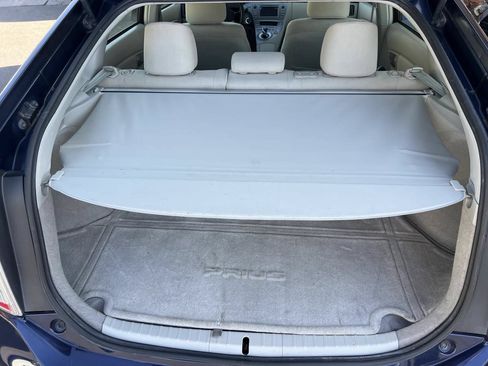 Used 2015 Toyota Prius Two FWD image 21