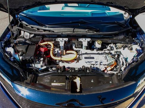 Used 2023 Nissan Ariya AWD image 47