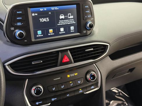 Used 2019 Hyundai Santa Fe SE AWD/4WD image 17
