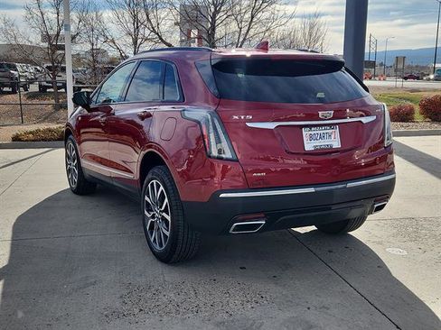 Used 2021 Cadillac XT5 Sportv w/ LPO, Floor Liner Package image 4