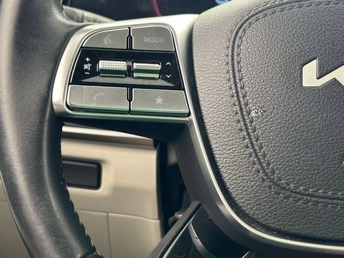 Used 2024 Kia Telluride S w/ S Sunroof Package FWD image 31