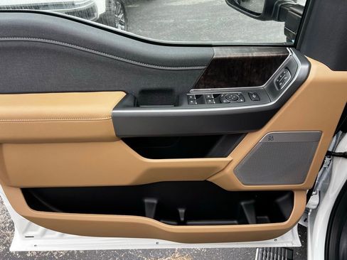 New 2026 Ford F250 Lariat w/ Lariat Premium Package image 13