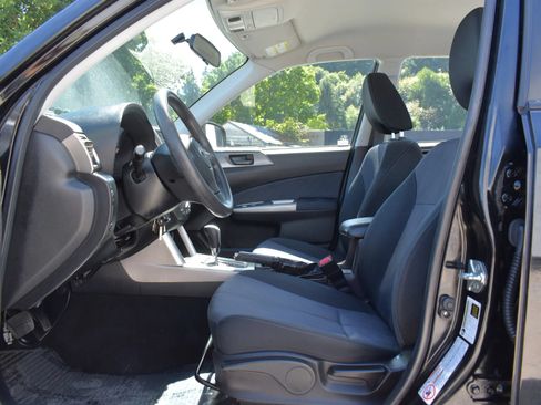 Used 2010 Subaru Forester 2.5X AWD/4WD image 10