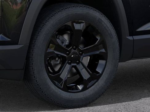 New 2027 Chevrolet Equinox LT w/ Convenience Package II FWD image 9