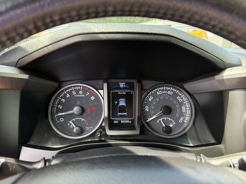 Used 2021 Toyota Tacoma TRD Pro AWD/4WD image 18