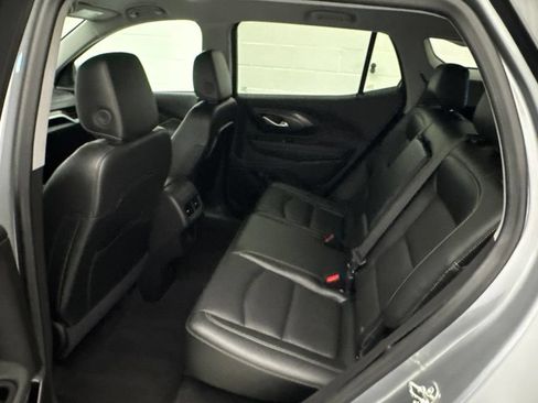 Used 2024 GMC Terrain SLT AWD/4WD image 37