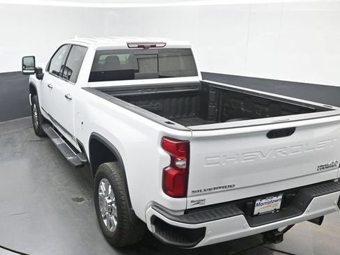 Used 2024 Chevrolet Silverado 2500 High Country w/ High Country Premium Package AWD/4WD image 39