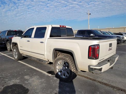 Used 2018 GMC Sierra 1500 Denali w/ Denali Ultimate Package image 4