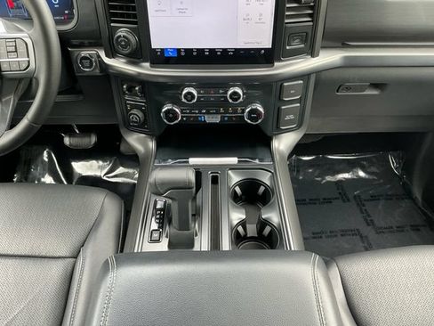 Used 2025 Ford F150 Lariat w/ Equipment Group 501A Mid AWD/4WD image 15