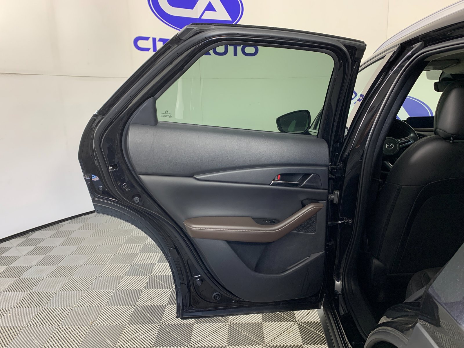 Used 2022 MAZDA CX-30 AWD 2.5 S w/ Premium Package image 30
