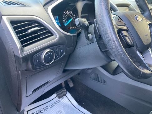 Used 2020 Ford Edge SEL w/ Cold Weather Package image 17