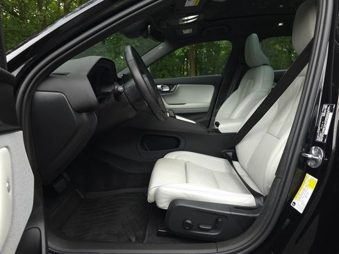 Used 2024 Polestar Polestar 2 AWD/4WD image 10