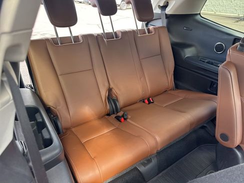 Used 2019 Subaru Ascent Touring AWD/4WD image 17