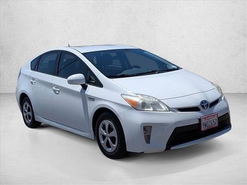 Used 2013 Toyota Prius One FWD image 3
