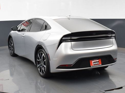 Used 2024 Toyota Prius Prime image 3